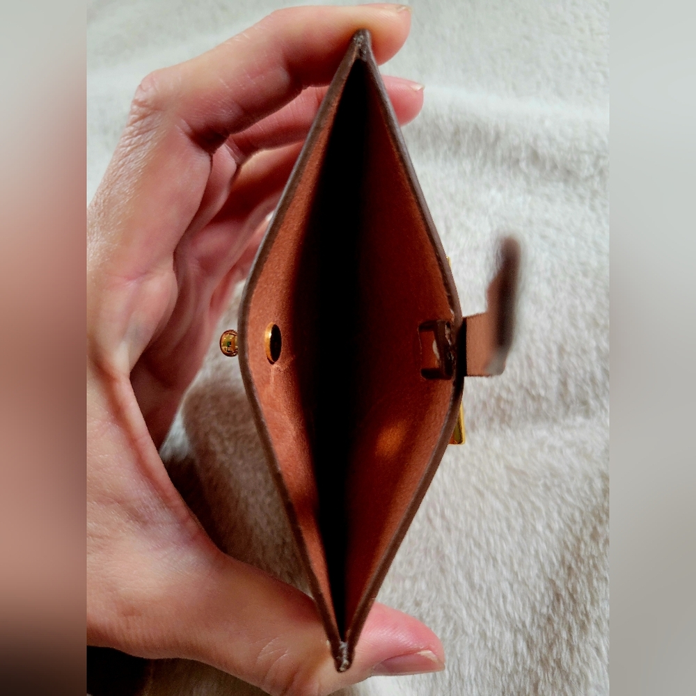 ✨️HP✨️CXC | EUC Sleek Camel/Tan Omega Leather Card Holder - Picture 8 of 11